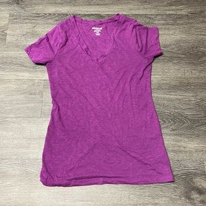 Old navy t shirt